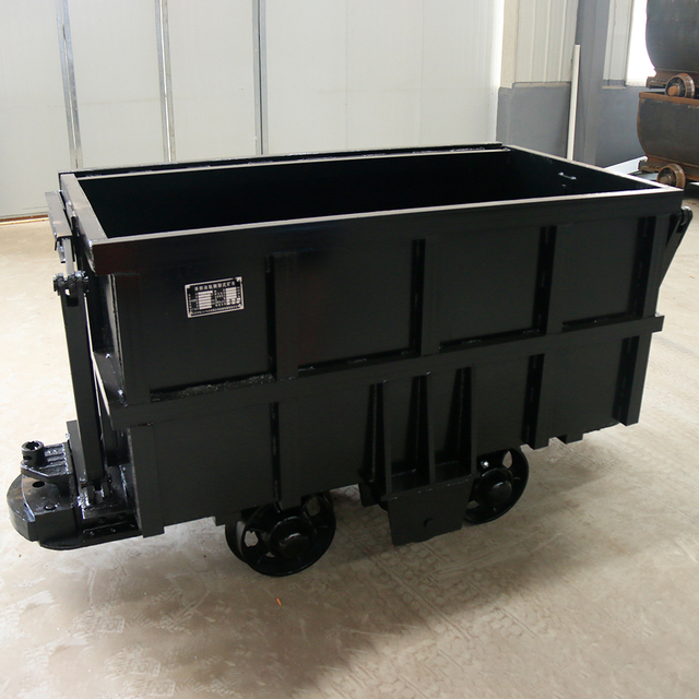 MCC1.6-6/7 Rail Side Dumping Mine Car